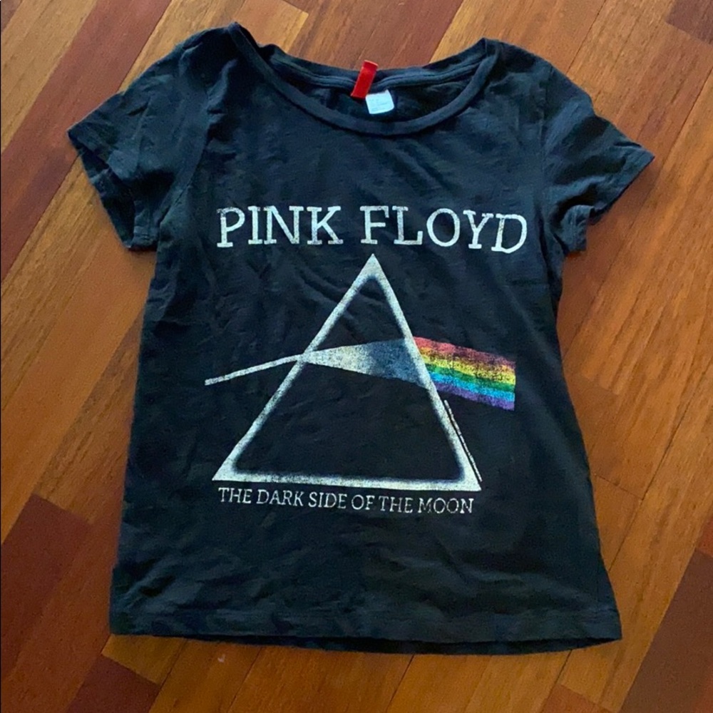 H&M Pink Floyd slightly cropped tee